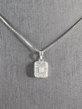 Womens Vintage Estate 14K White Gold Diamond Pendant Necklace 4.4g E5703